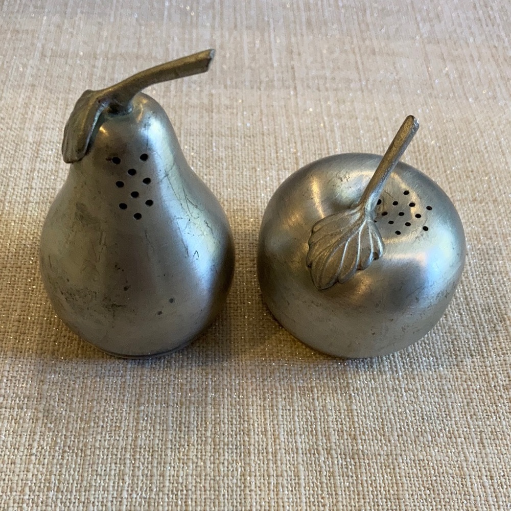 Vintage Lenox Pewter apple pear salt n pepper shaker never used